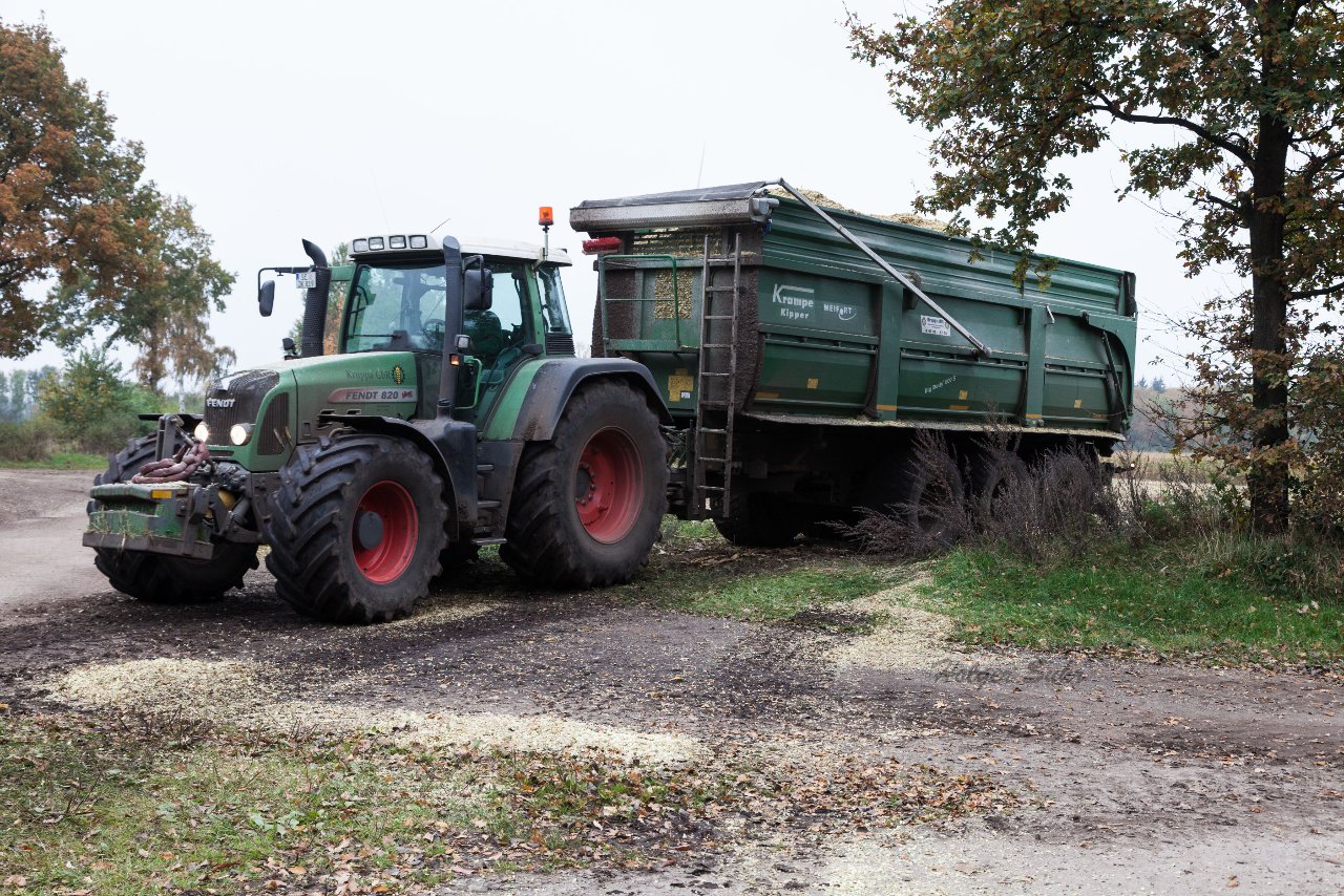 Bild 65 - Maisernte am 22.10.12